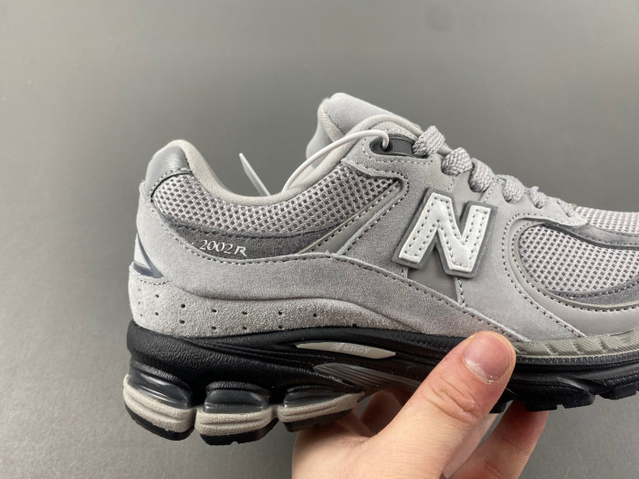 New Balance 2002R Big Kid 