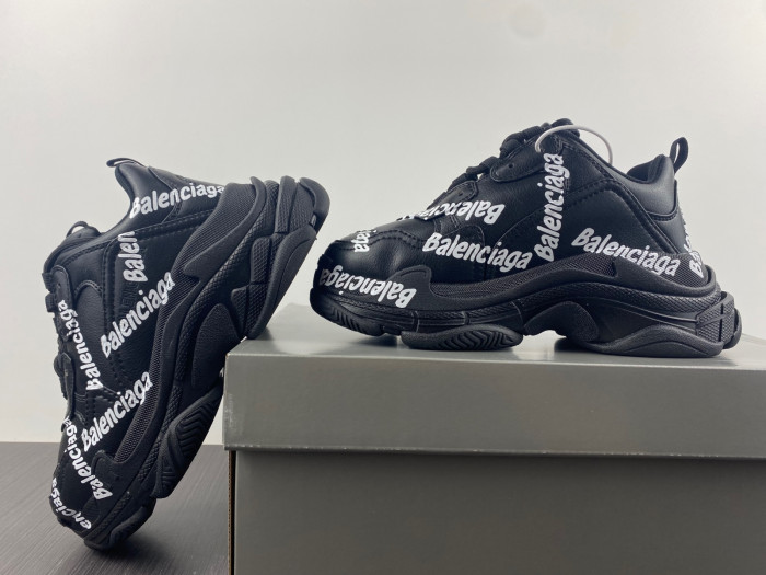 TRIPLES TRAINER SNEAKERS 2000081