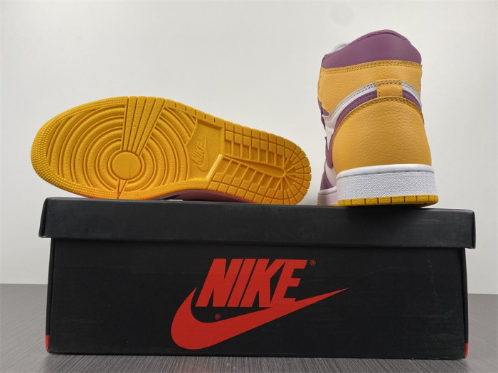 AIR JORDAN 1 BROTHERHOOD 555088-706