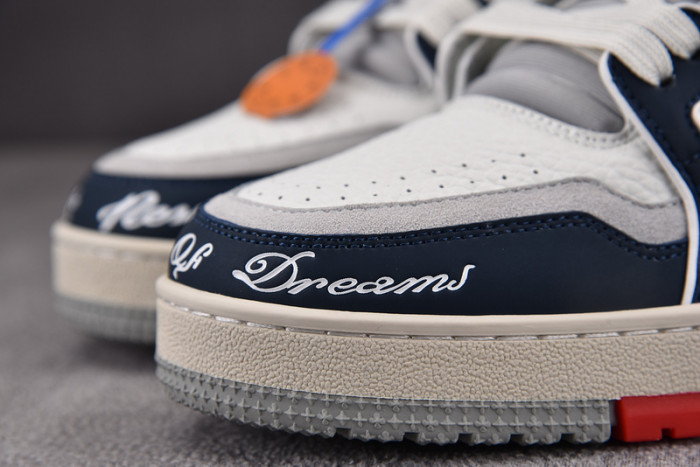 LV SNEAKER LV-000105