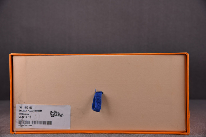 LV SNEAKER LV-000125