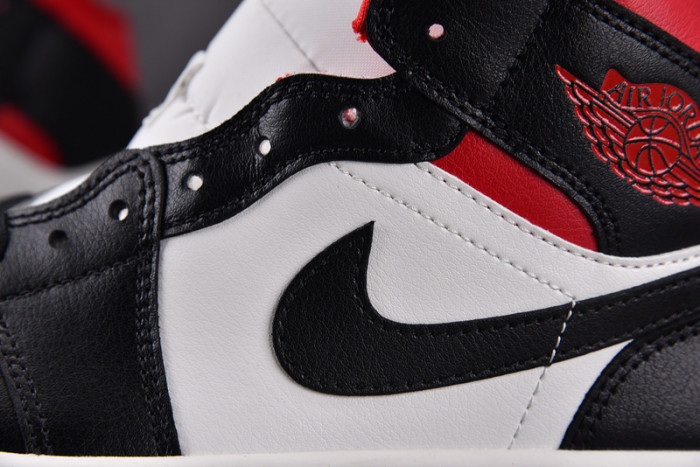 Jordan 1 Mid Gym Red Panda (Women