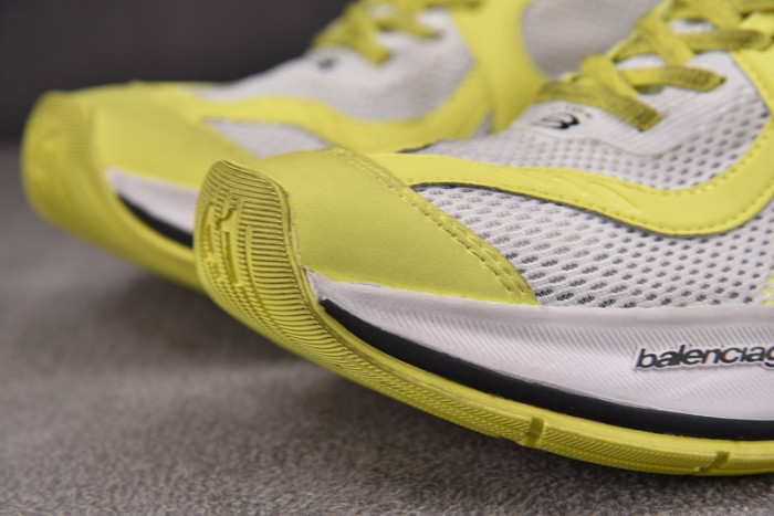 BALENCIAGA CIRCUIT SNEAKERS 793945-WFLGY