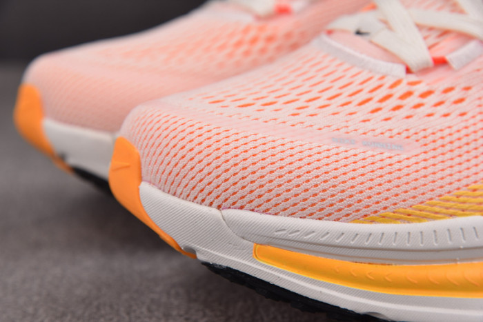 Nike Air Zoom Vomero 18 