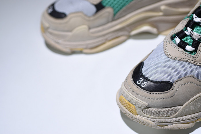 TRIPLES TRAINER SNEAKERS 2000010