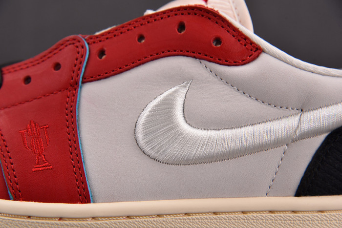 TROPHY ROOM X AIR JORDAN 1 LOW OG "HOME" HV6157-100