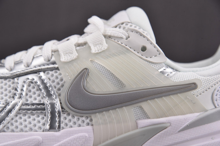 Nike V2K Run Metallic Silver White FD0736-104
