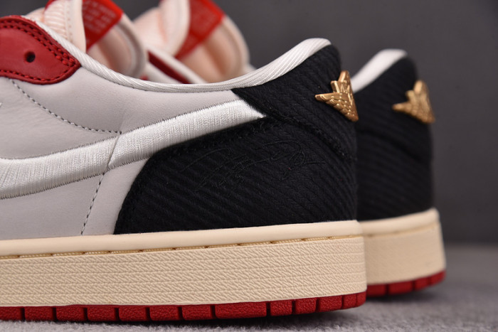 TROPHY ROOM X AIR JORDAN 1 LOW OG "HOME" HV6157-100