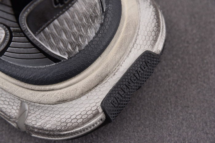 TRIPLES TRAINER SNEAKERS 2000091