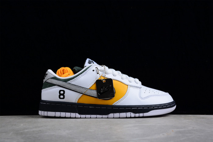 Nike SB Dunk Low "Kobe"