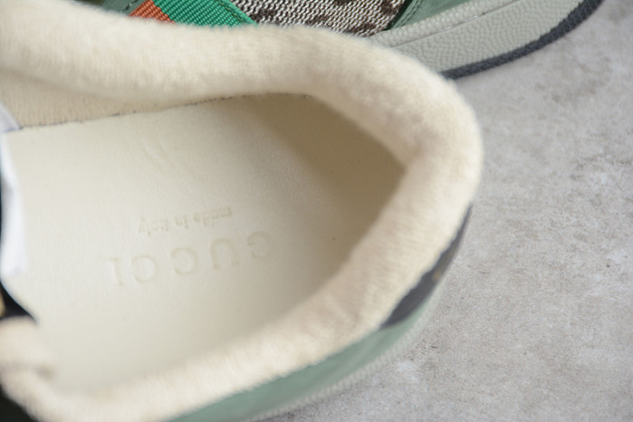 G*u*i* trainer sneaker 97