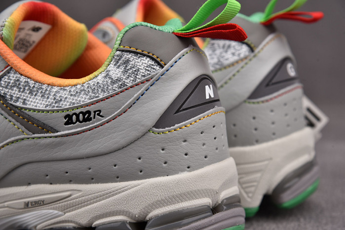 NEW BALANCE SNEAKER NB048