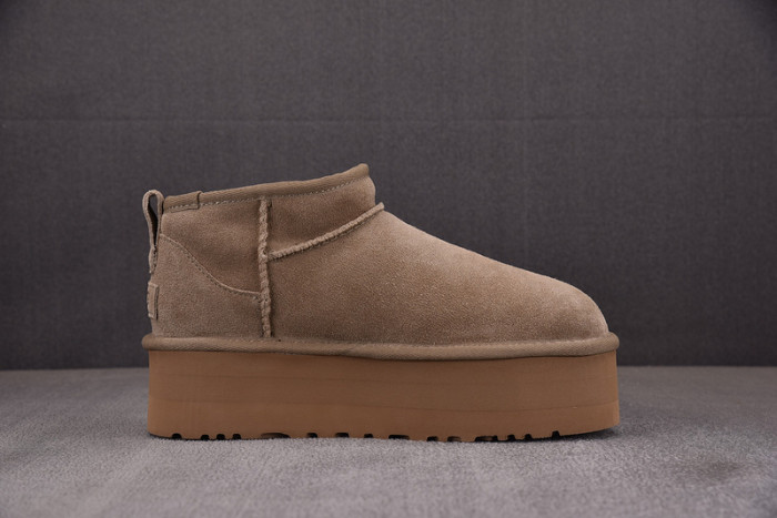 UGG Classic Ultra Mini Platform Boot