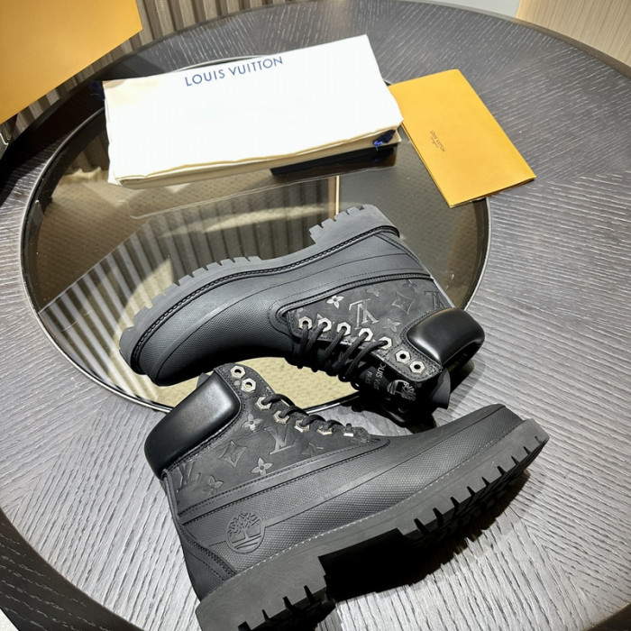 LV BOOTS L000035