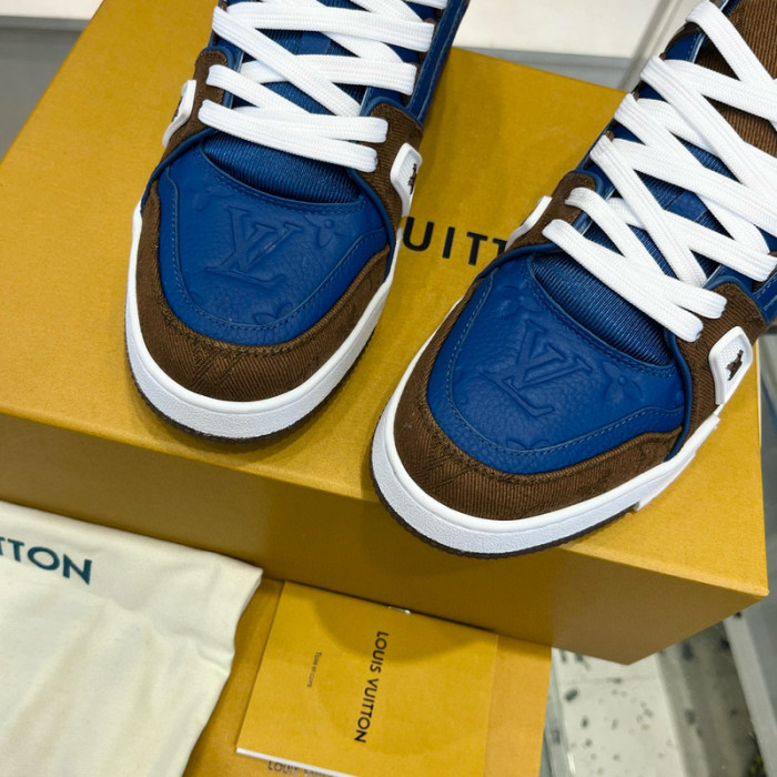 LV SNEAKER LV-000412