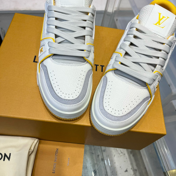 LV SNEAKER LV-000501