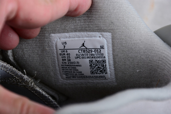 Air Jordan 6 “Georgetown“ CT8529-012