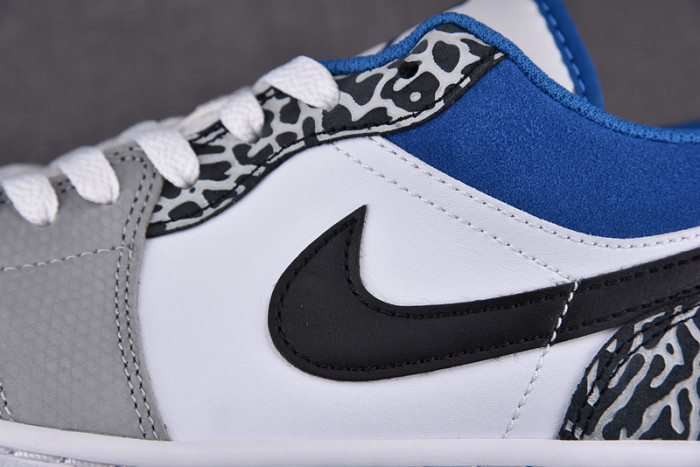 Jordan 1 Low SE True Blue DM1199-140