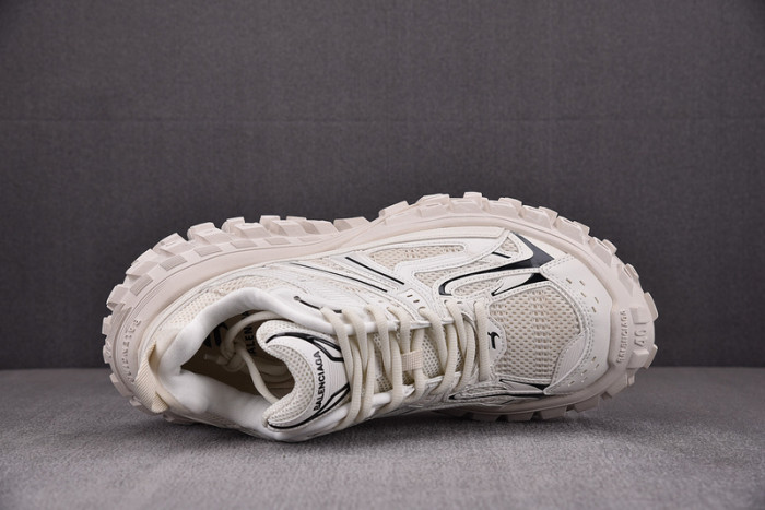 DEFENDER SNEAKER DS019