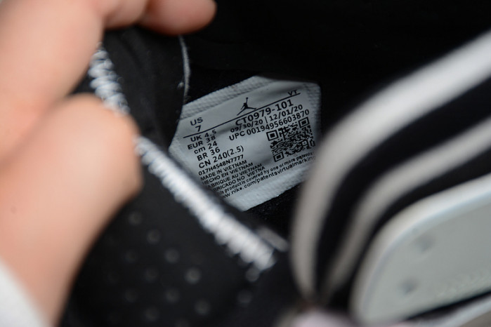 Jordan 1 High Zoom Air CMFT Easter (W) CT0979-101