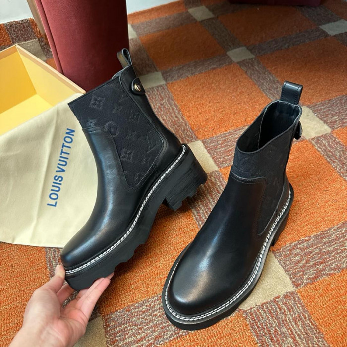 LV BOOTS L000050