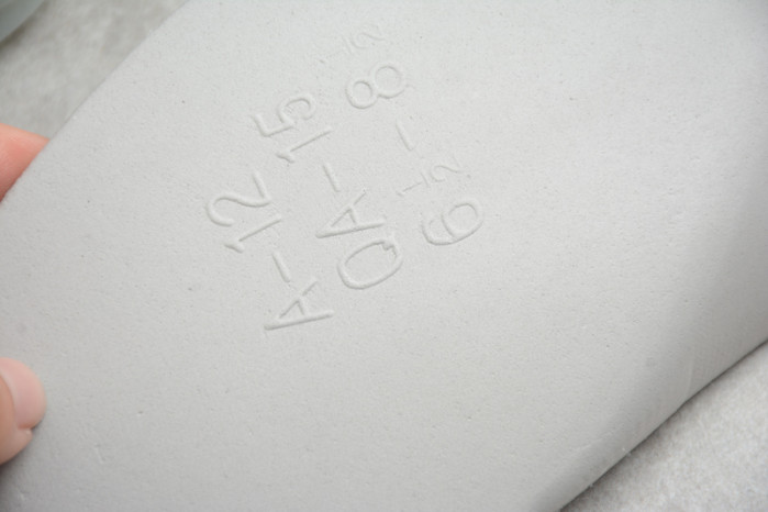 nike air more uptempo white Ch*0me blue tint 917593-100