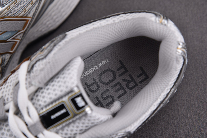 NEW BALANCE SNEAKER NB052