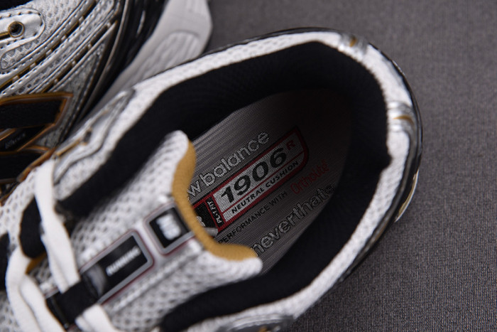 NEW BALANCE SNEAKER NB055