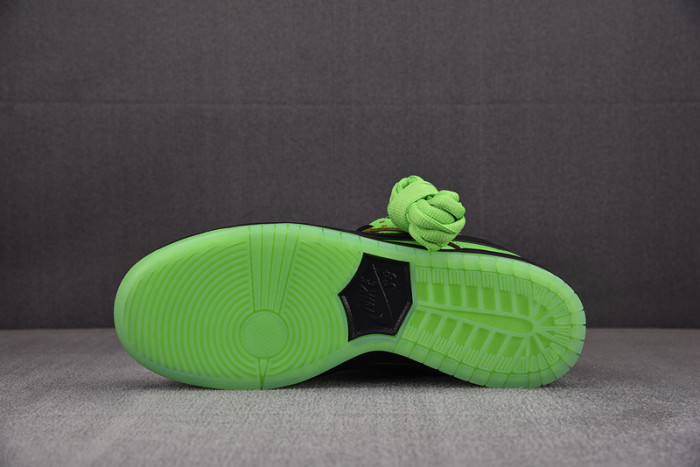 Nike SB Dunk Low The Powerpuff Girls Buttercup FZ8319-300