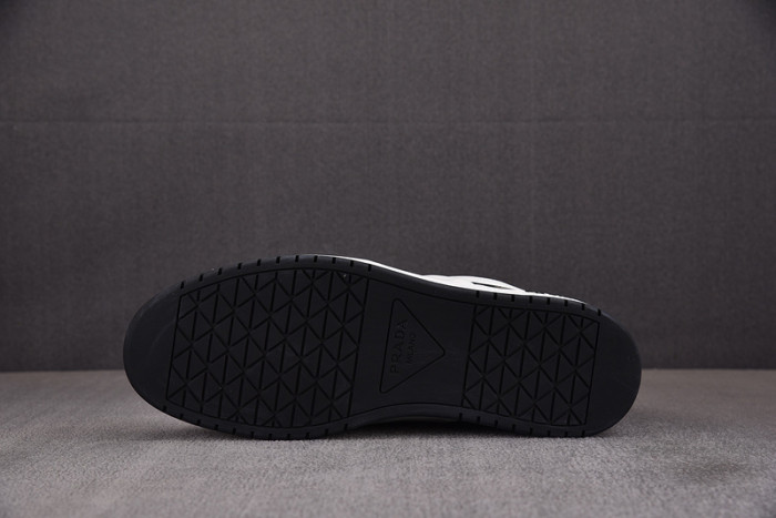 Pra*a snekaers p000101