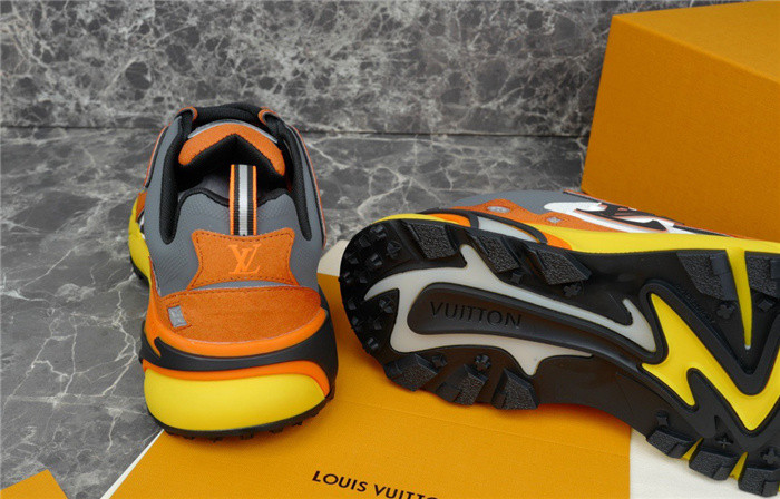 LV SNEAKER LV-000268