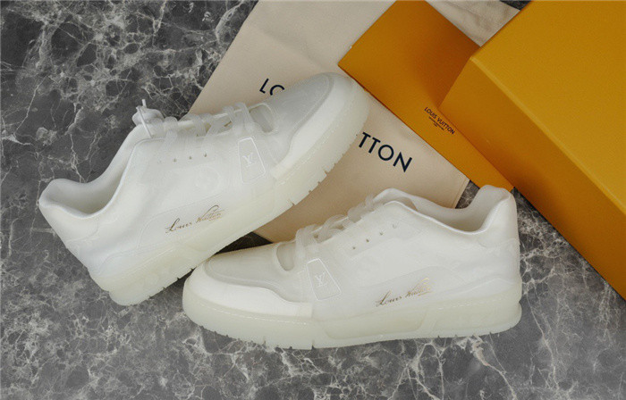 LV SNEAKER LV-000285