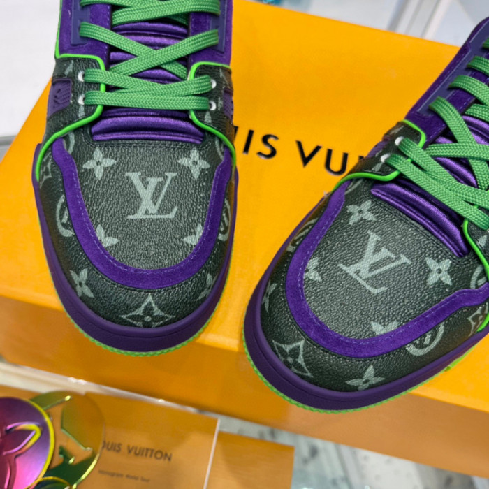 LV SNEAKER LV-000351