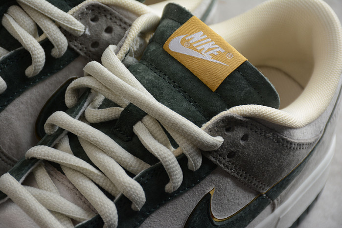 NK SB Dunk Low "Steamboy OST LF0039-011