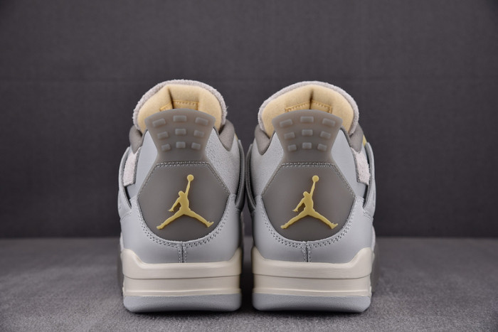 Jordan 4 Retro SE Craft Photon Dust DV3742-021