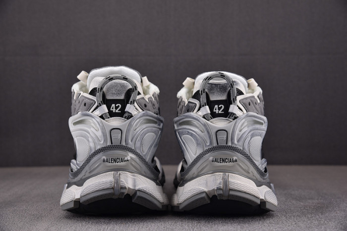 RUNNER SNEAKER RS048