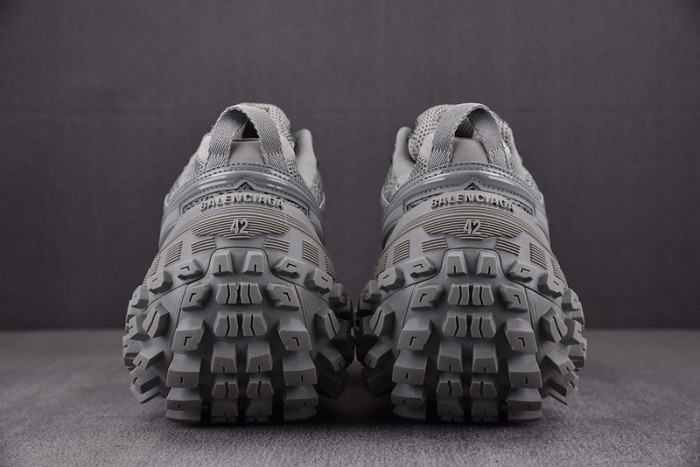 DEFENDER SNEAKER DS016