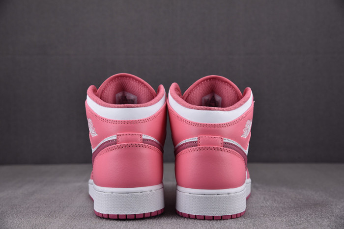 Jordan 1 Mid Valentine