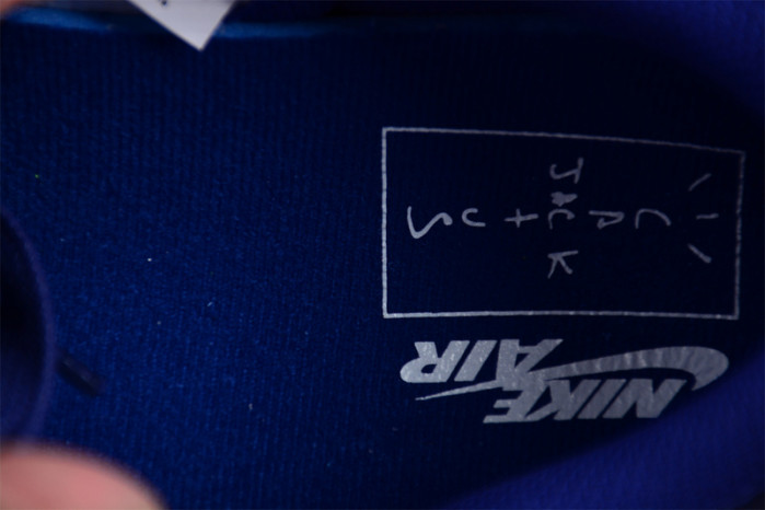 Travis Scott x Air Jordan 1