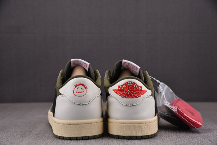 Travis Scott x Air Jordan 1 Low OG DM7866-200