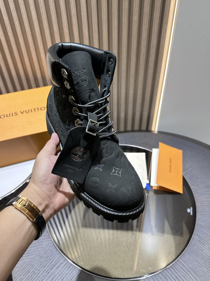 LV BOOTS L000016
