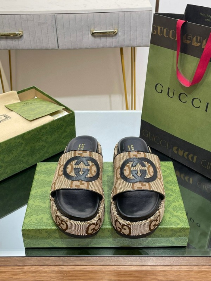 G*u*i* sandal 169