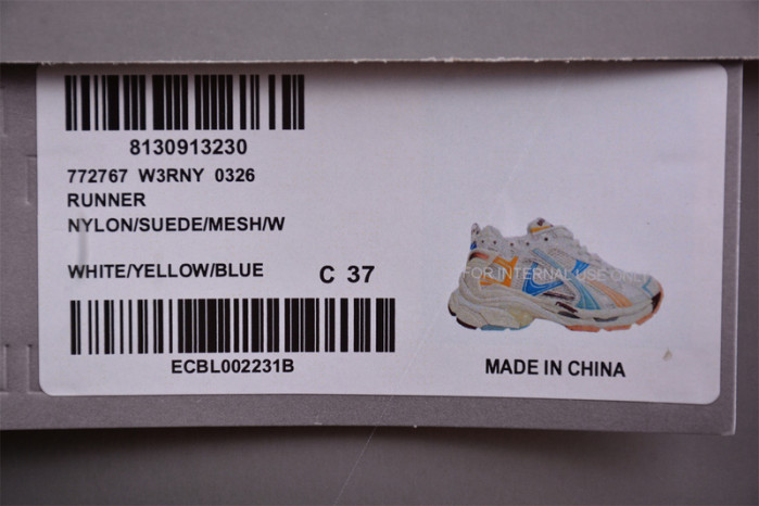 RUNNER SNEAKER RS099