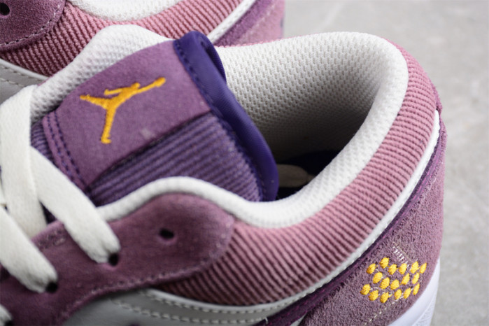 Jordan 1 Low Unity (W) DR8057-500