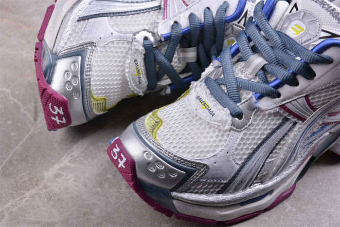 RUNNER SNEAKER RS070