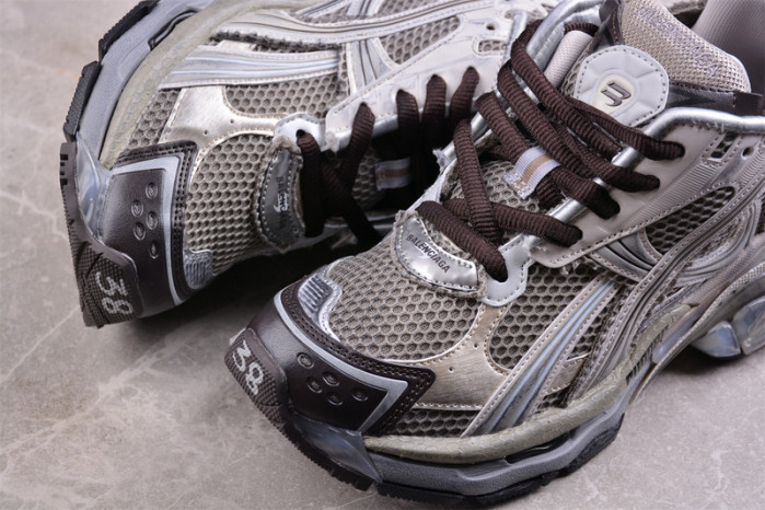 RUNNER SNEAKER RS079