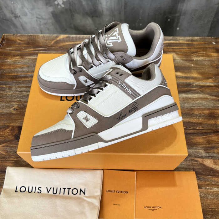 LV SNEAKER LV-000542