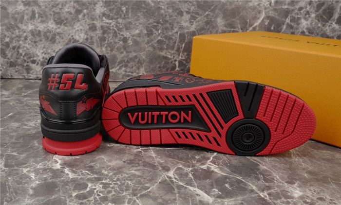 LV SNEAKER LV-000151