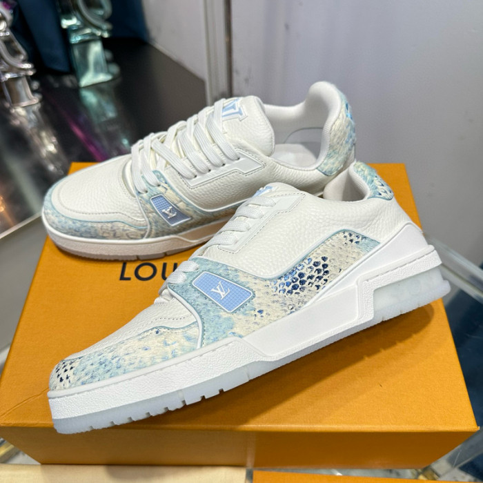 LV SNEAKER LV-000527