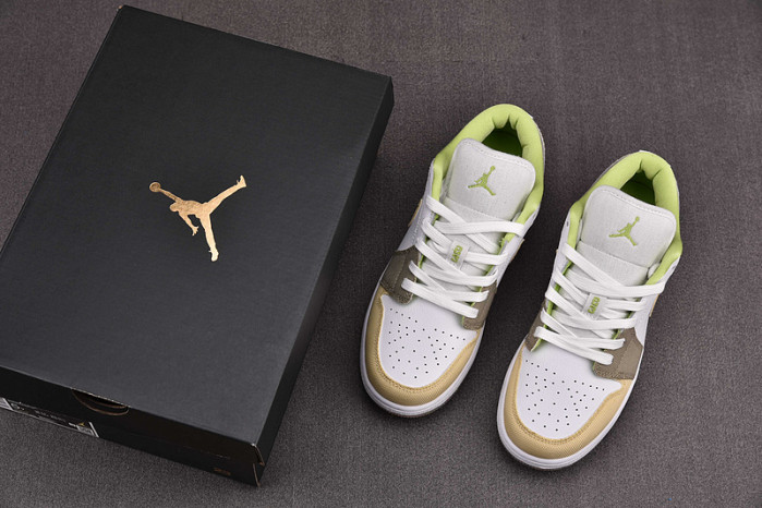 Jordan 1 Low Pastel Grind Vivid Green (GS) DJ0341-100
